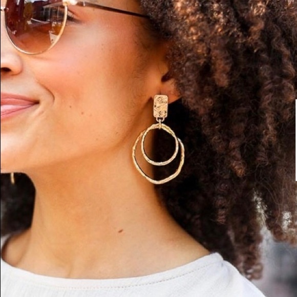 NEW! Gold Textured Statement Earrings. 2.25” long - Picture 2 of 4